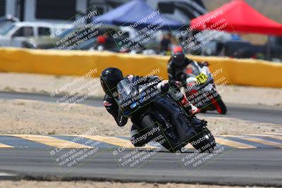 media/Apr-10-2022-SoCal Trackdays (Sun) [[f104b12566]]/Turn 2 (1135am)/